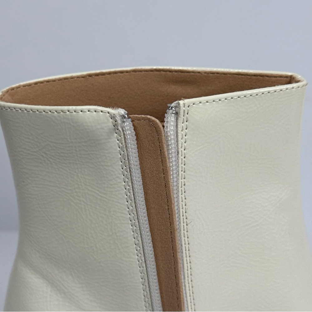 NEW Journee Collection Haylinn White Heeled Boots Size 9 US Tru Comfort Foam - Picture 10 of 12